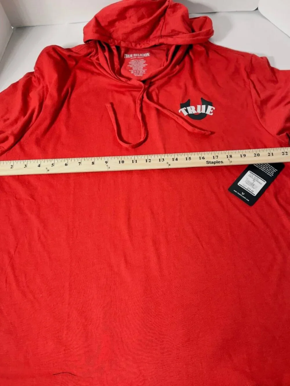 True Religion Short Sleeve Hooded T-Shirt – Red – Size L – NWT